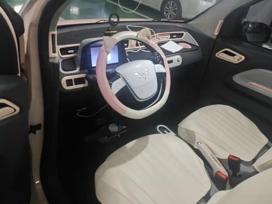 Wuling MINIEV — миниатюра 12