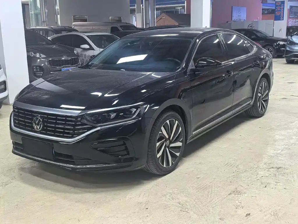 Volkswagen Passat 2023