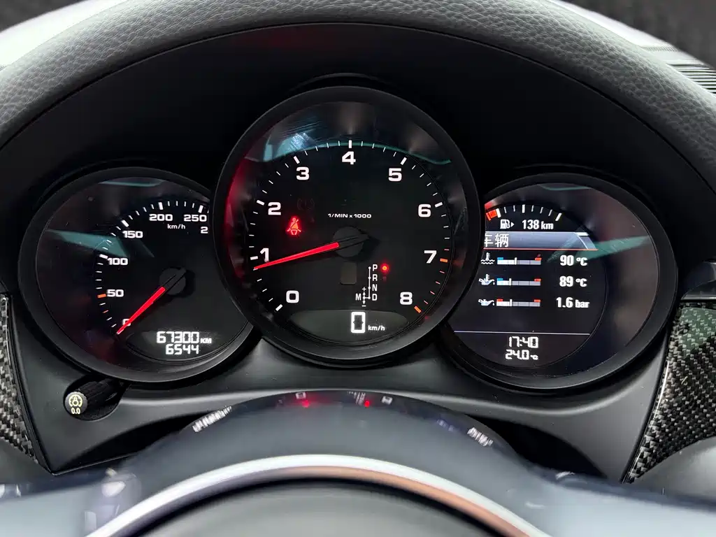 Porsche Macan — миниатюра 15