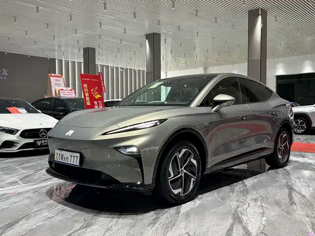 2025 Roewe R7