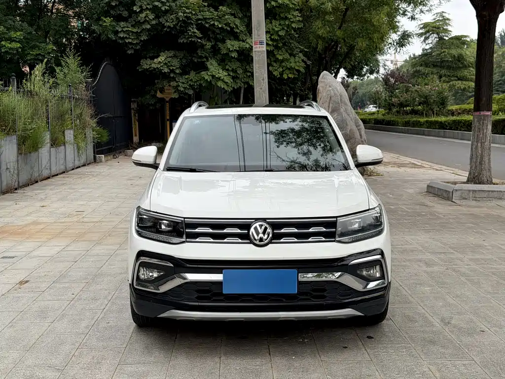 Volkswagen T-Cross — миниатюра 2