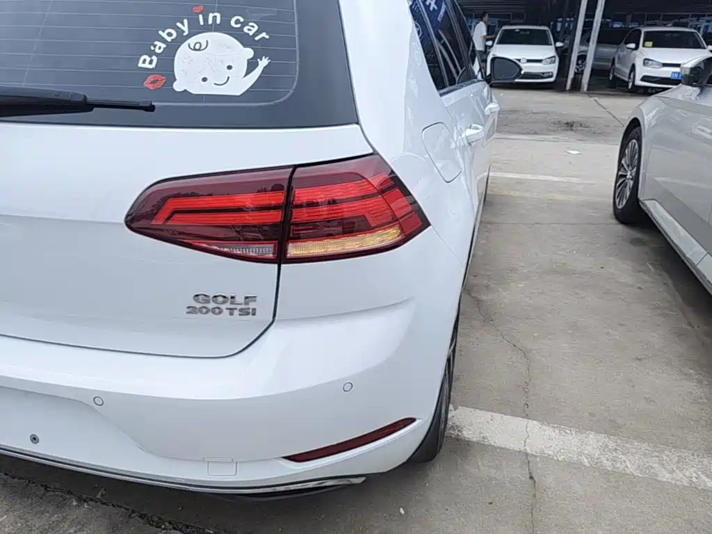 Volkswagen Golf — миниатюра 8