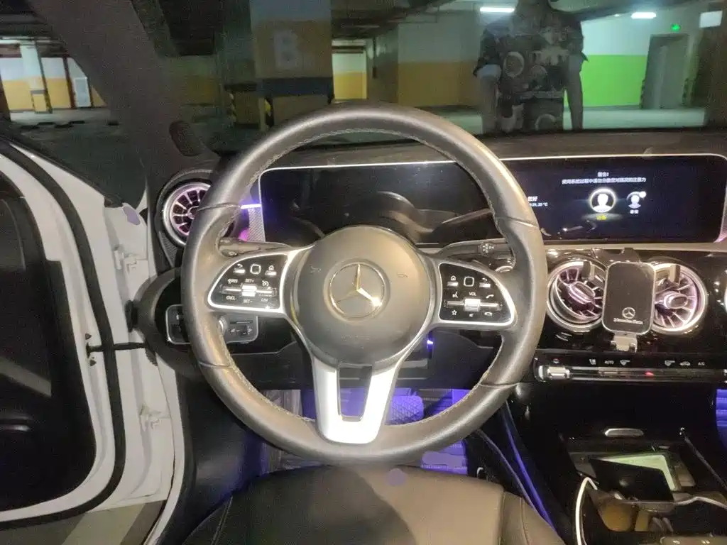 Mercedes-Benz A-Class — миниатюра 6