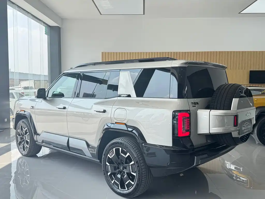 FANG CHENG BAO LEOPARD 8