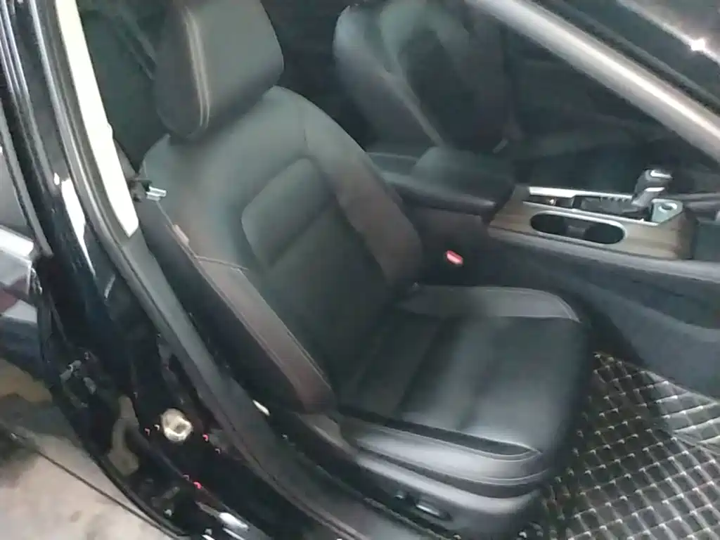 Nissan Teana — миниатюра 25