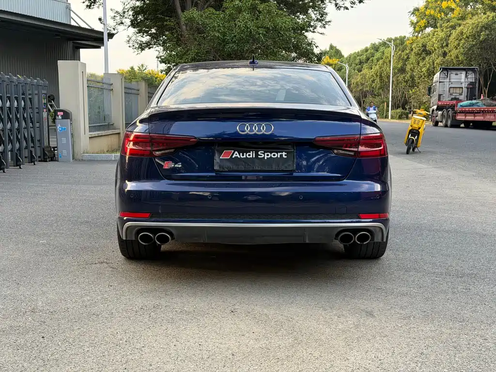 Audi S4 — миниатюра 7