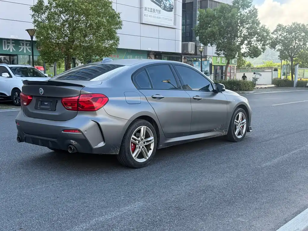 BMW 1 Series — миниатюра 10