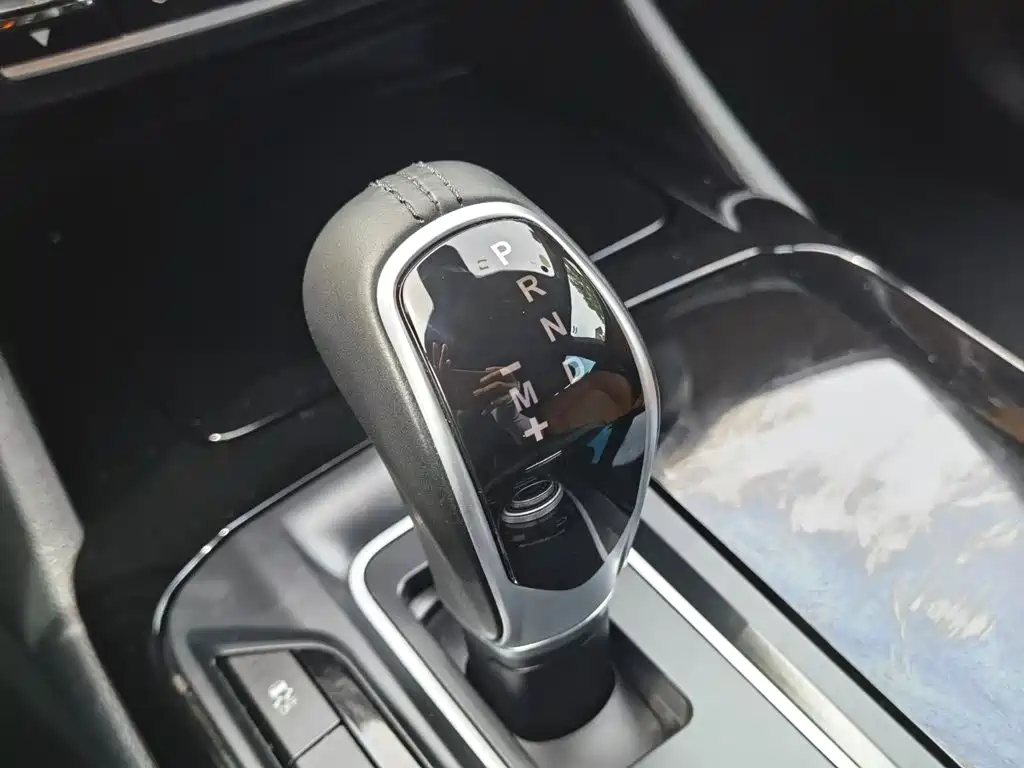 Maserati Levante — миниатюра 13