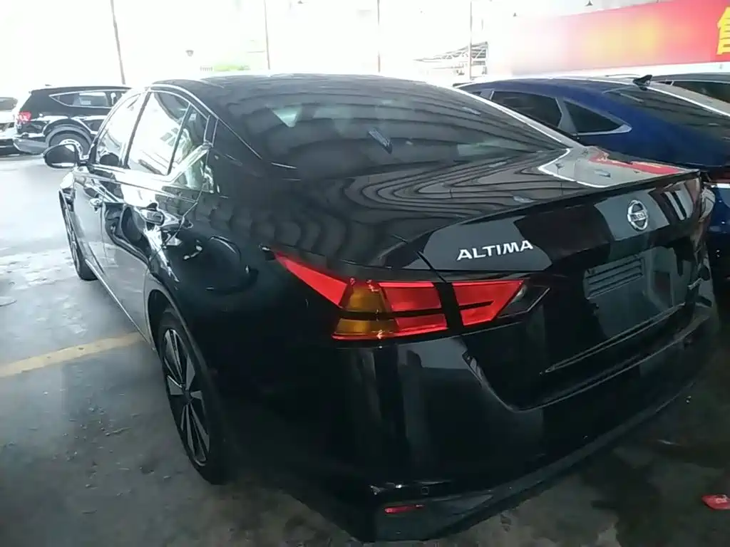 Nissan Teana — миниатюра 5