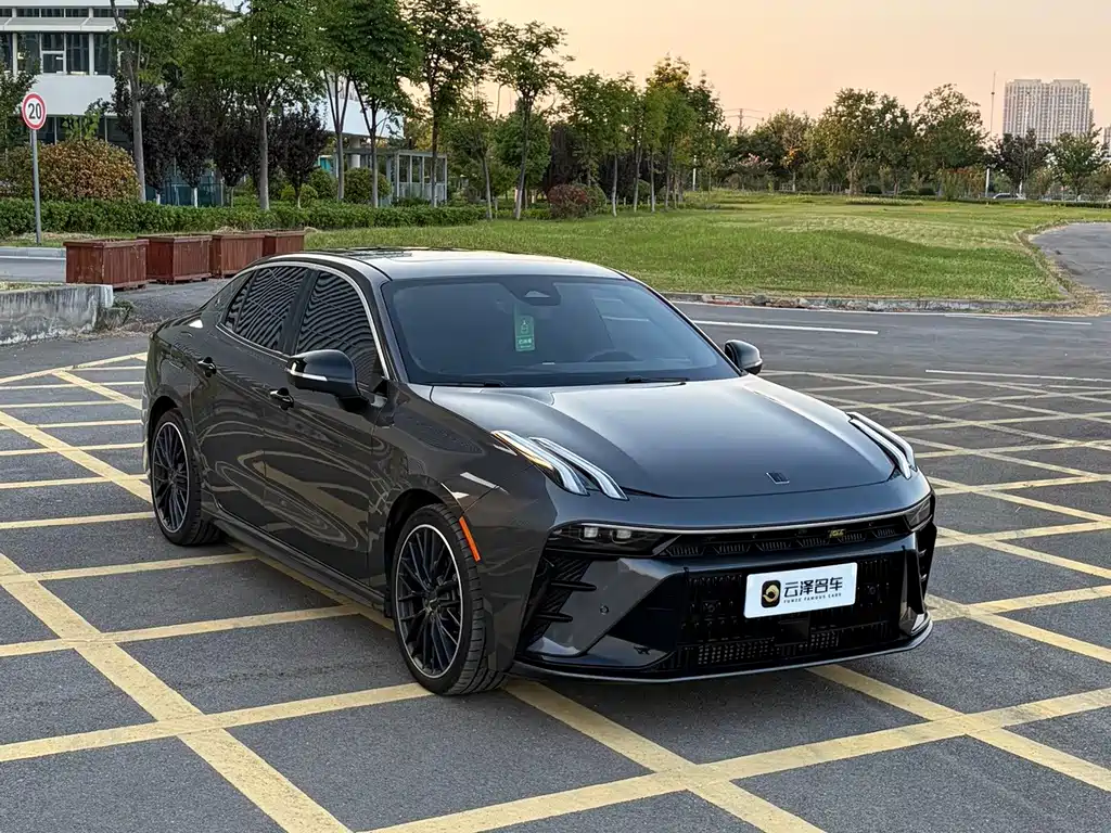 Lynk & Co 03 — миниатюра 3
