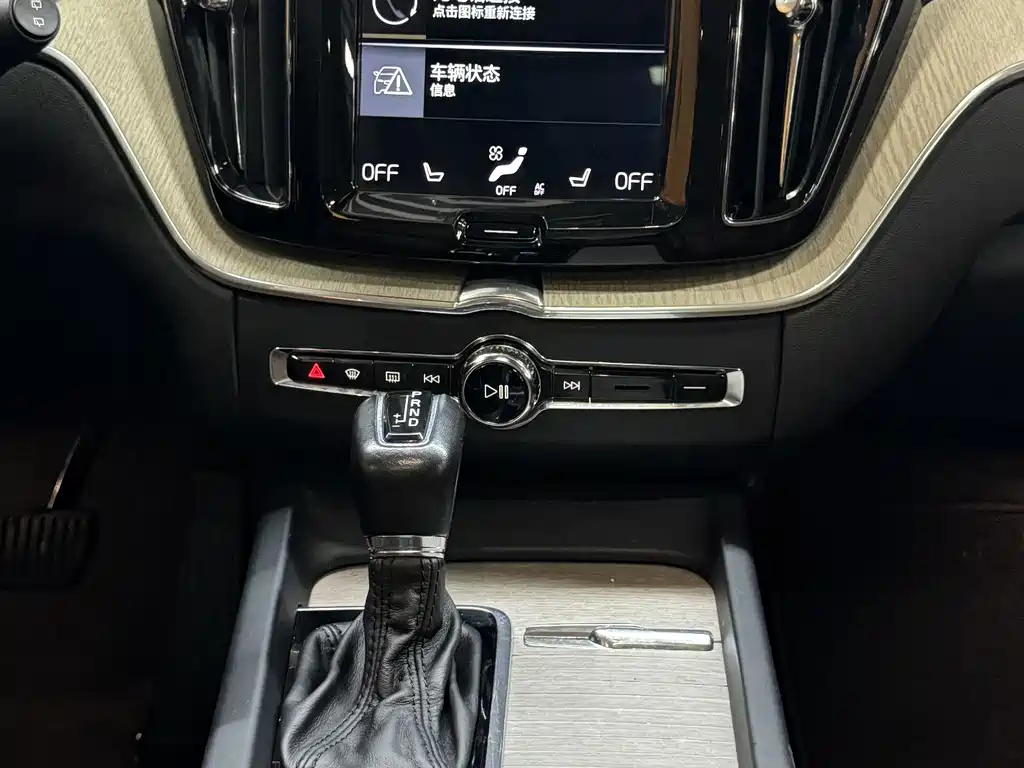 Volvo XC60 — миниатюра 13