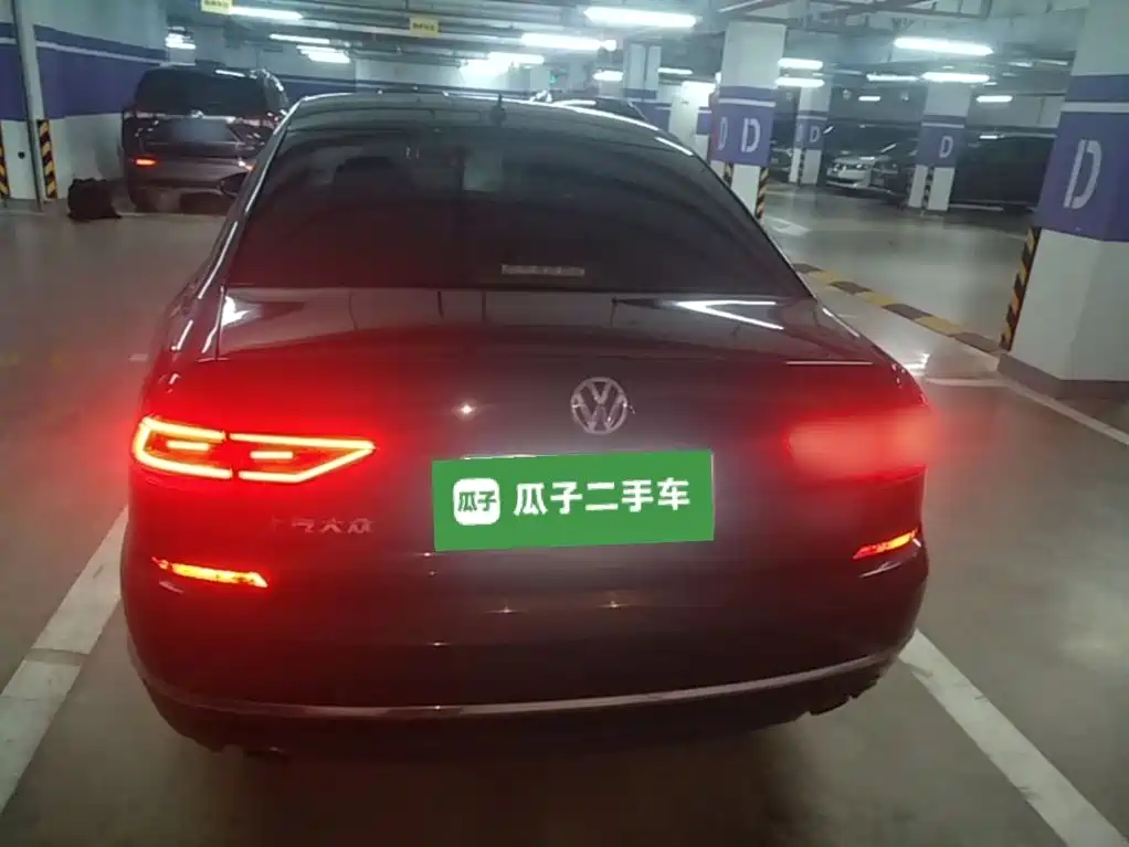 Volkswagen Passat — миниатюра 6