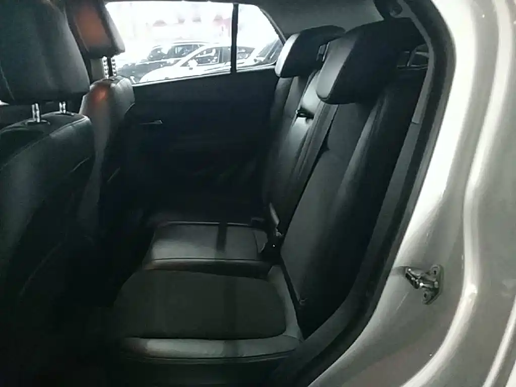 Chevrolet Trax — миниатюра 17