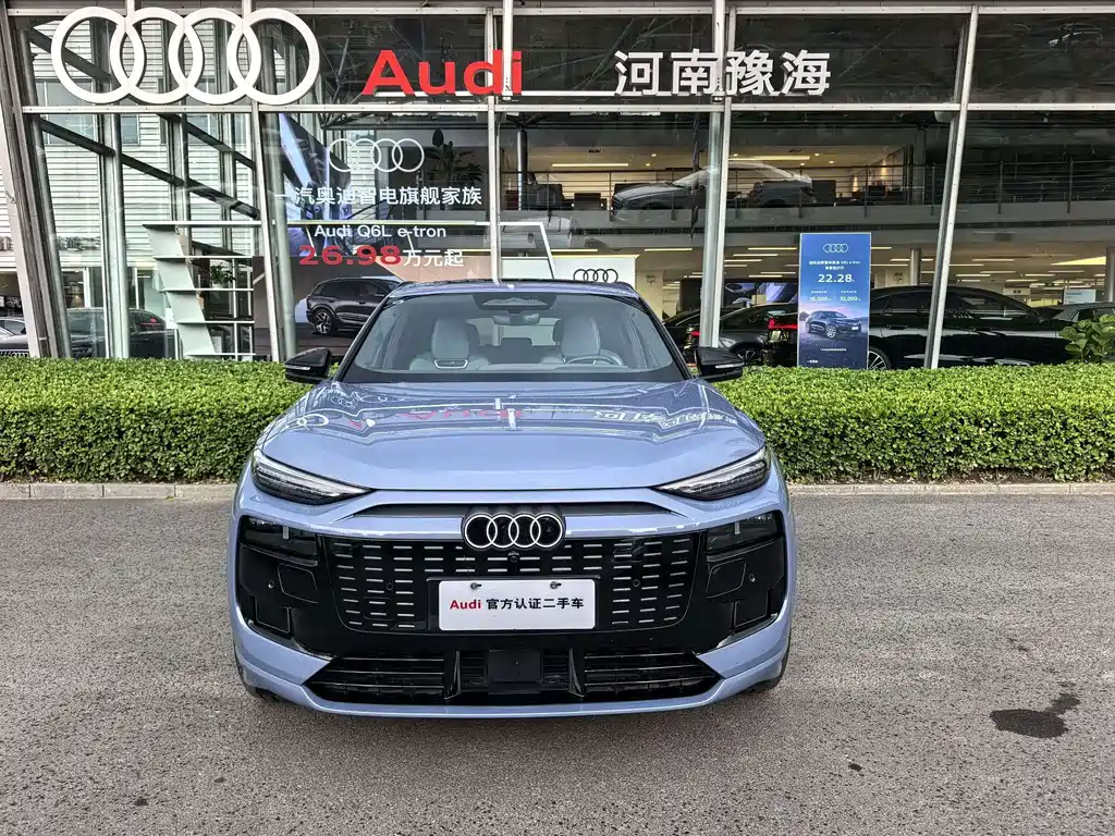 Audi AudiQ6L e-tron — миниатюра 2