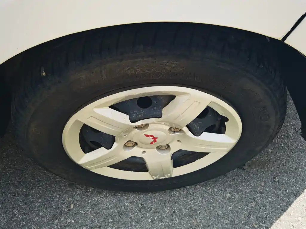 Wuling Hongguang — миниатюра 7