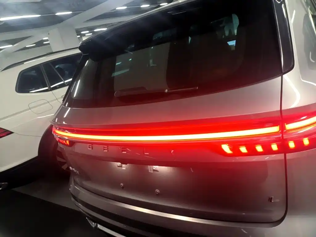 Geely Xingyue L — миниатюра 6