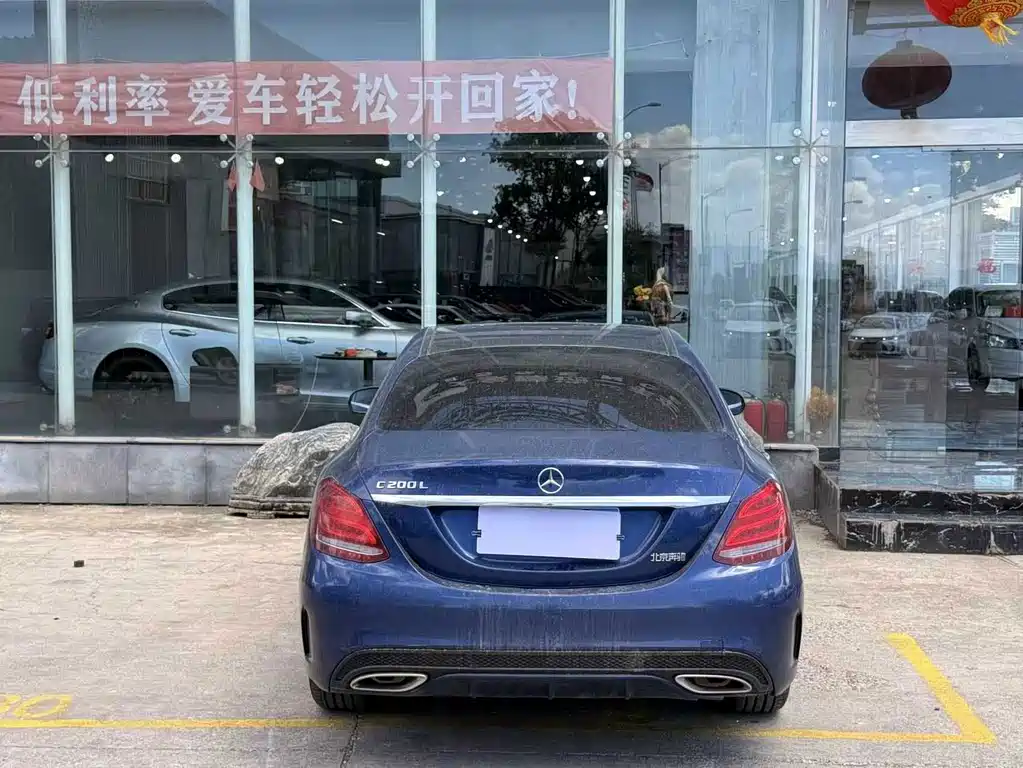 Mercedes-Benz C-Class — миниатюра 11