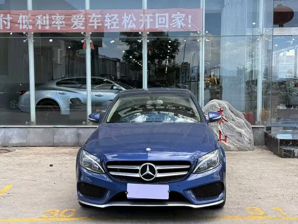 Mercedes-Benz C-Class — миниатюра 2