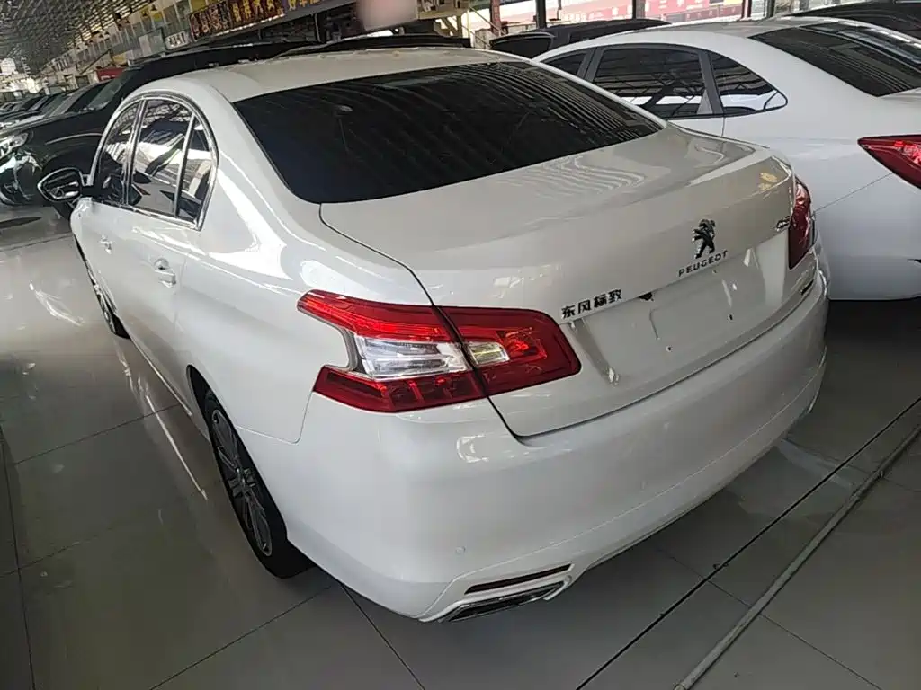 Peugeot 408 — миниатюра 5