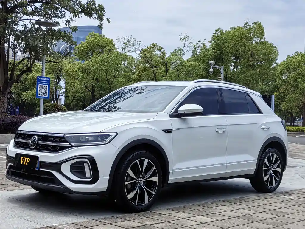 Volkswagen T-Roc 2023