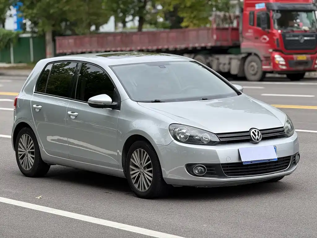 Volkswagen Golf — миниатюра 4