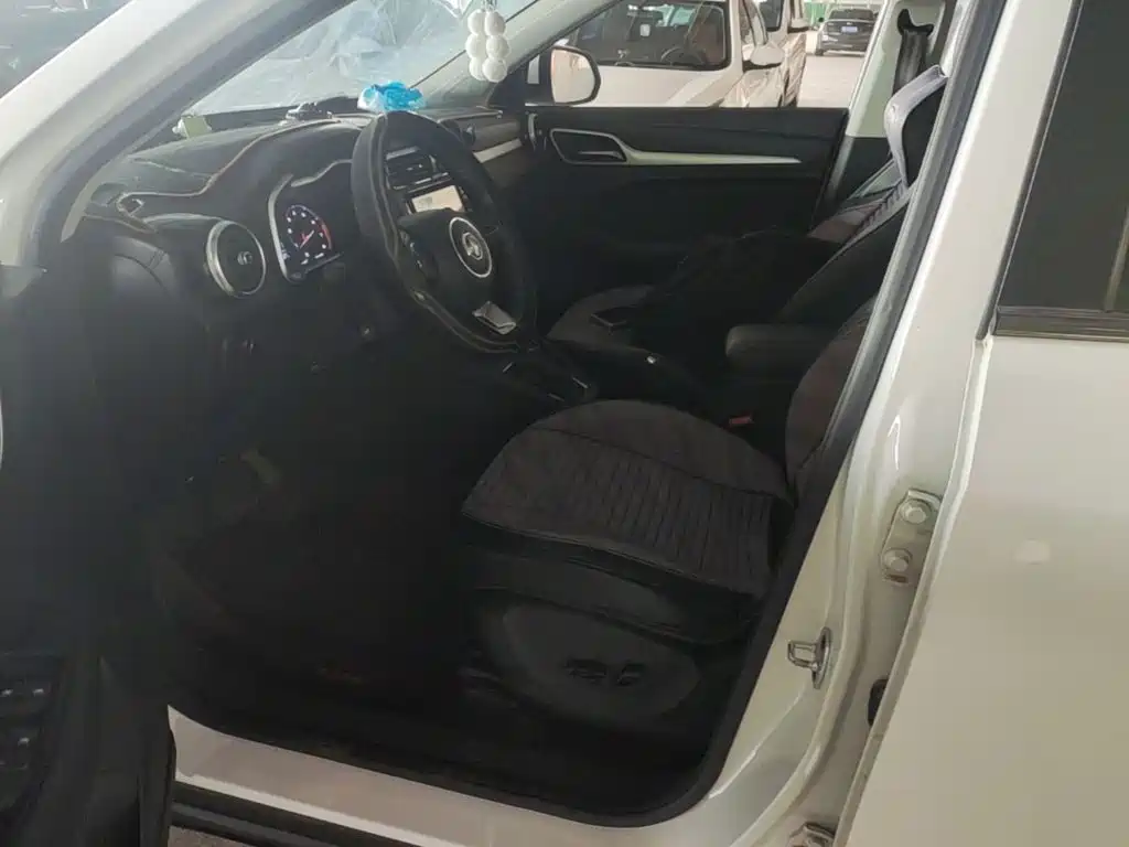 MG ZS — миниатюра 15