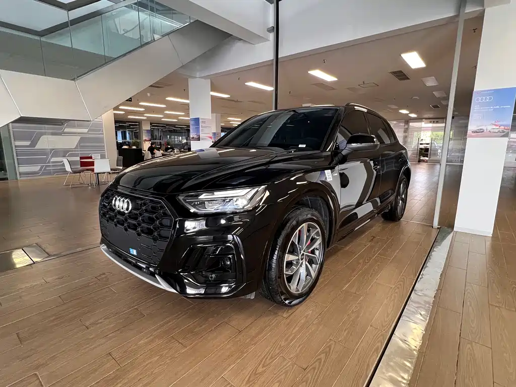 Audi Q5L 2025