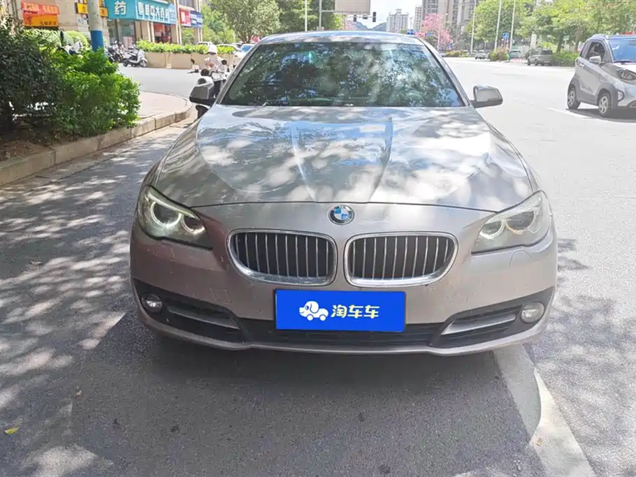 BMW 5 SERIES