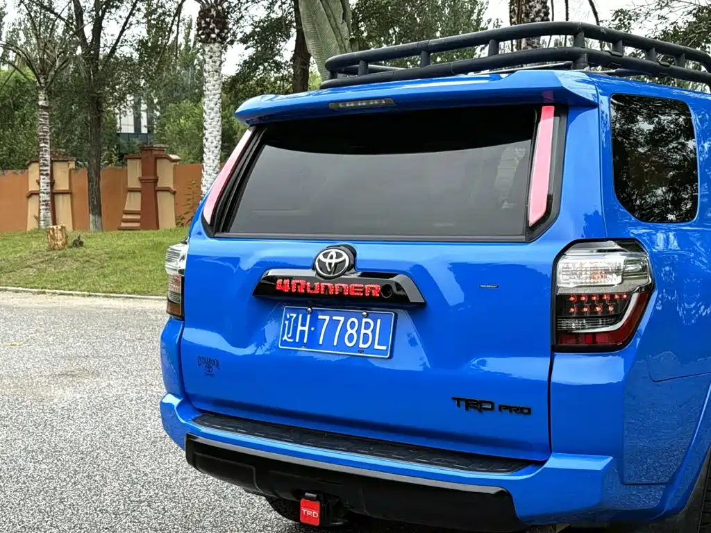 Toyota 4Runner — миниатюра 21
