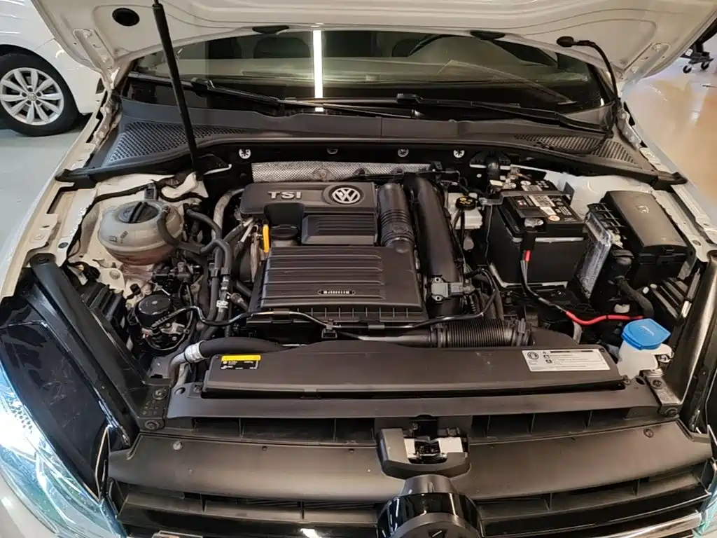 Volkswagen Golf — миниатюра 20