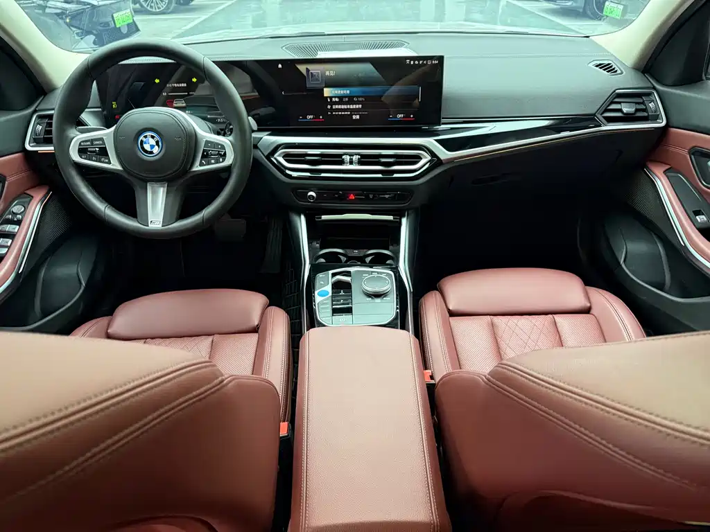 BMW i3 — миниатюра 9