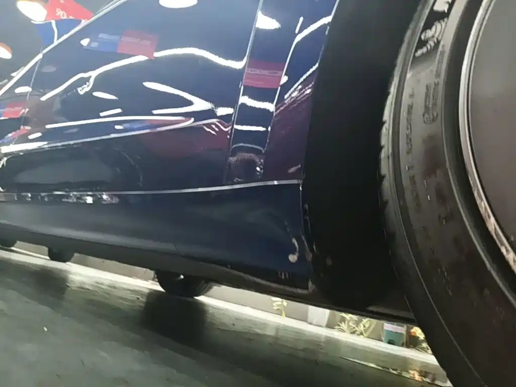 Tesla Model 3 — миниатюра 21