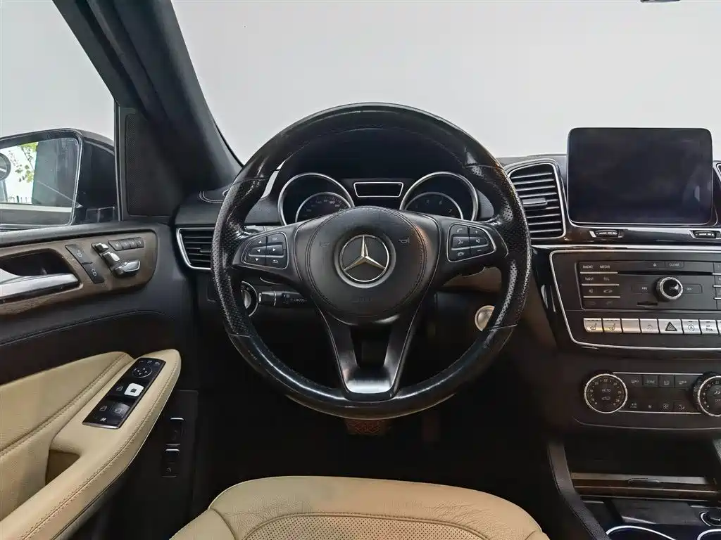 Mercedes-Benz GLS 2016 GLS 500