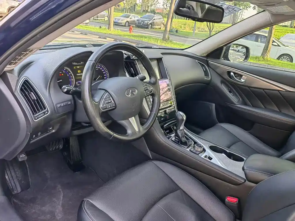 Infiniti Q50L — миниатюра 4