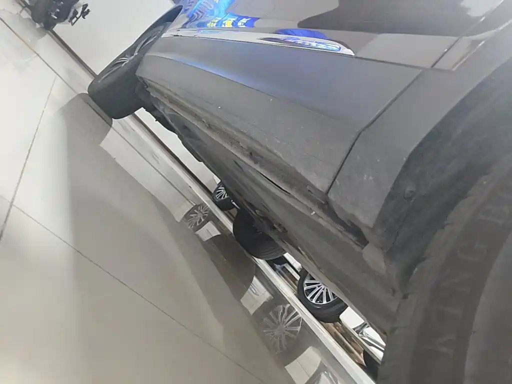 Volkswagen Tiguan L — миниатюра 21