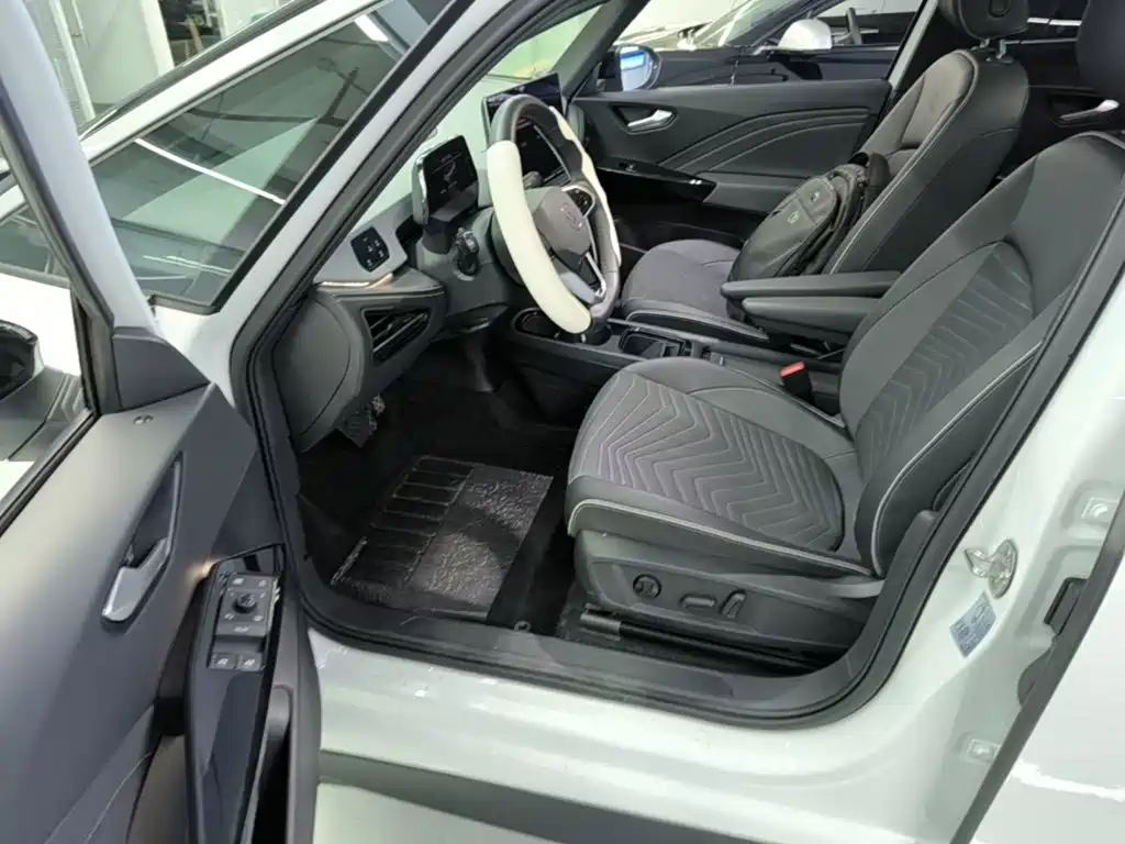 Volkswagen ID.3 — миниатюра 16