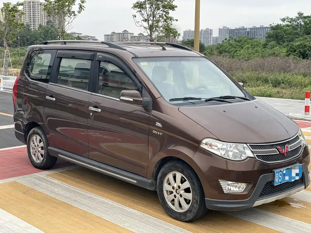 Wuling Hongguang — миниатюра 2