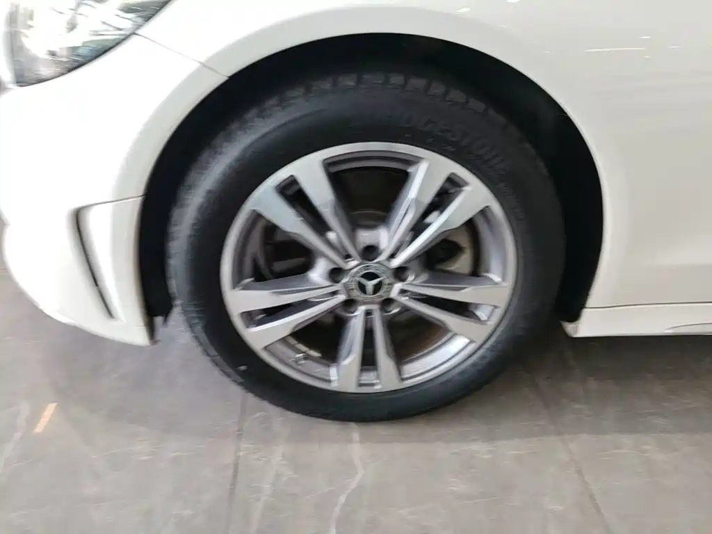 Mercedes-Benz C-Class — миниатюра 23