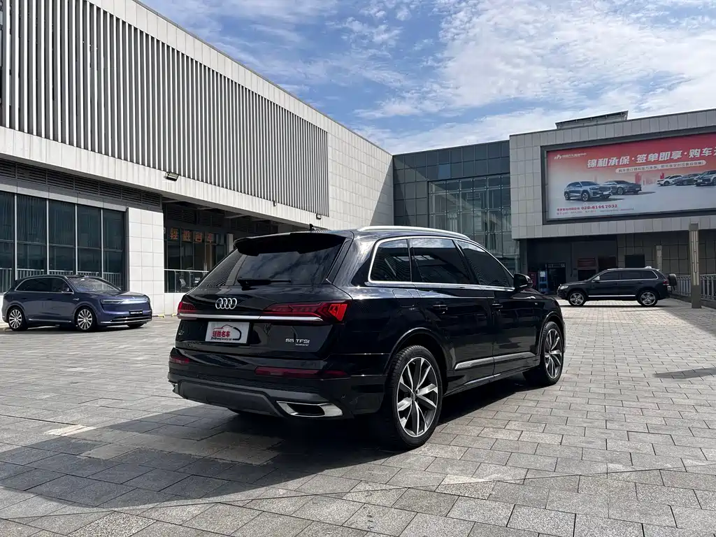 Audi Q7 — миниатюра 16