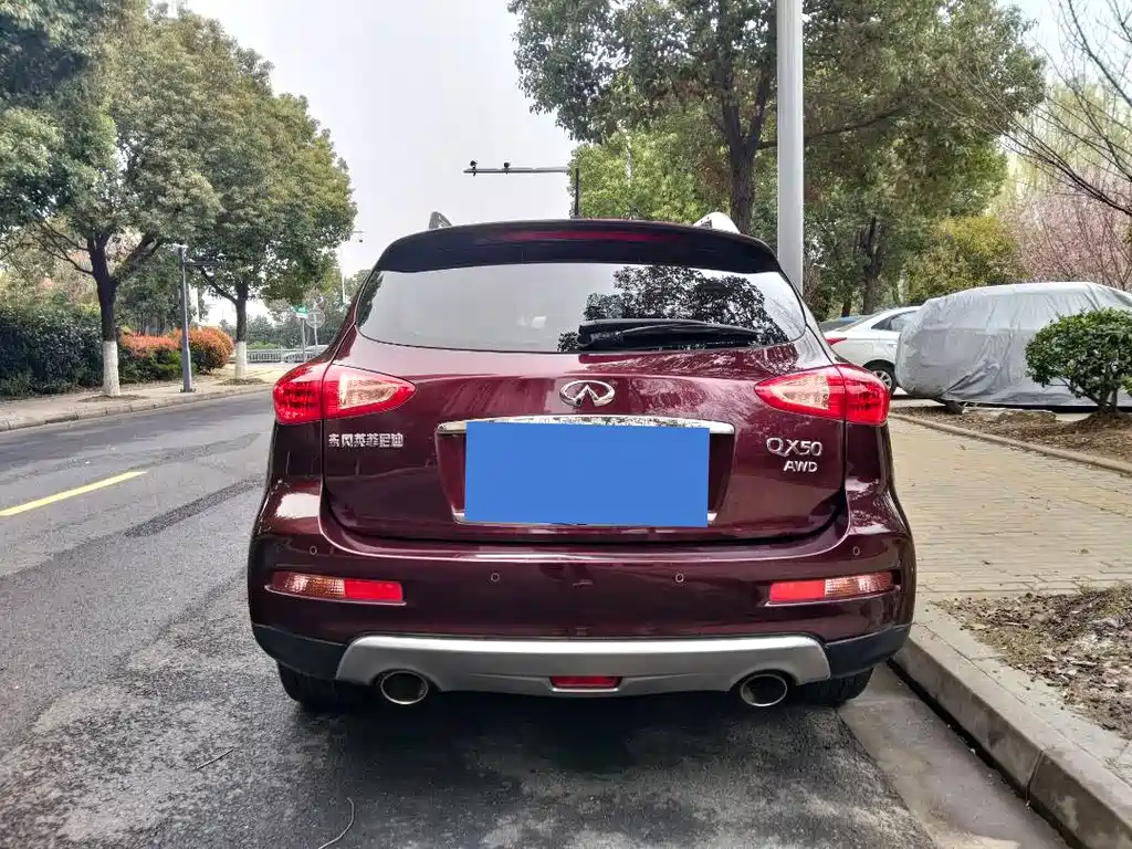 INFINITI QX50
