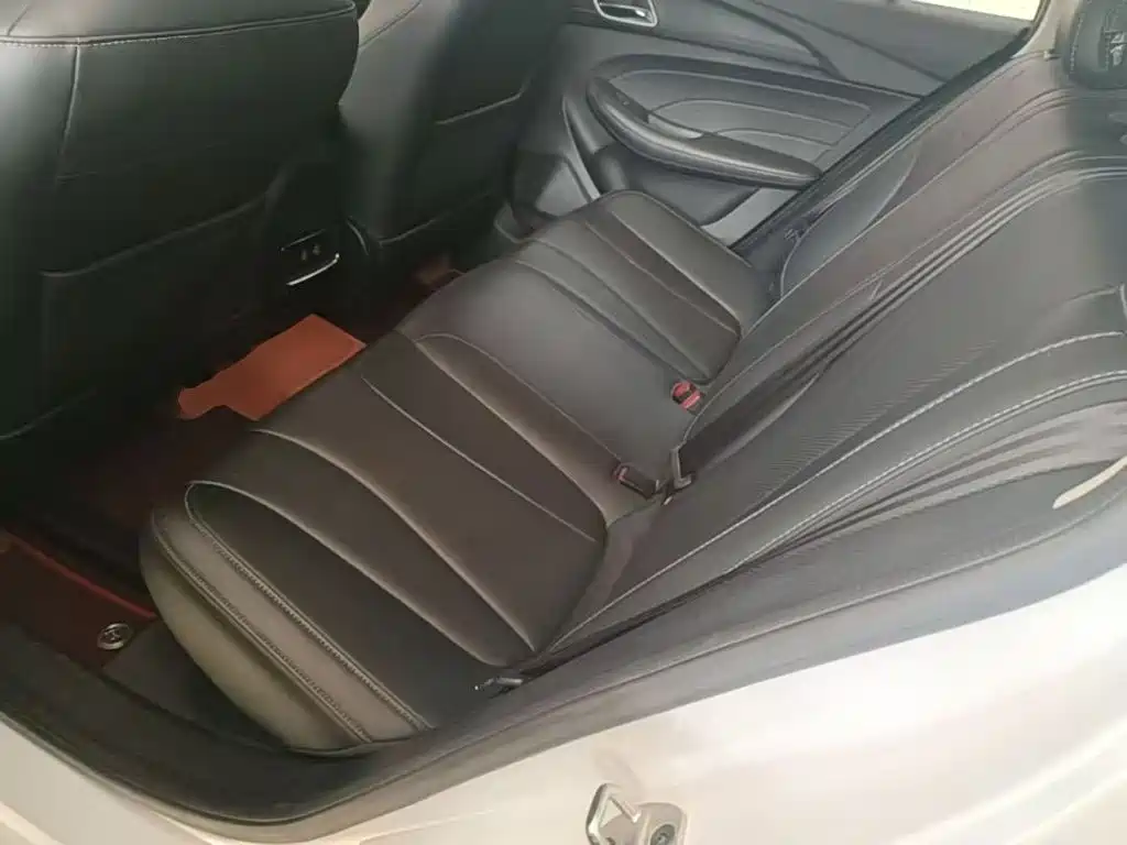Roewe i5 — миниатюра 17