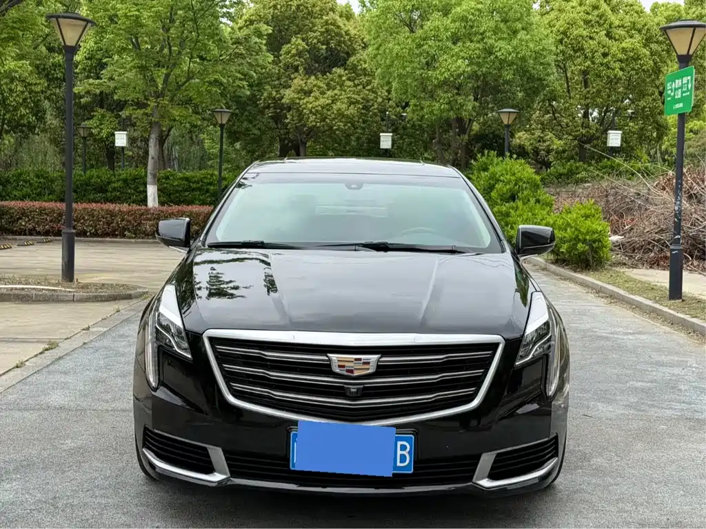Cadillac XTS — миниатюра 2