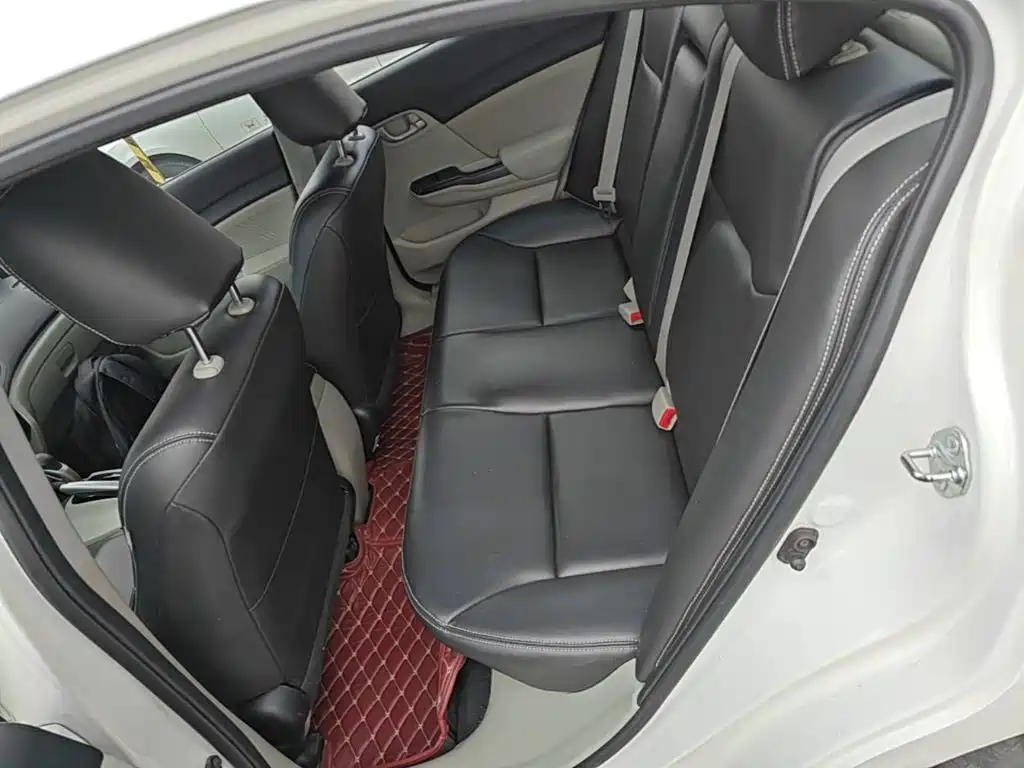 Honda Civic — миниатюра 17