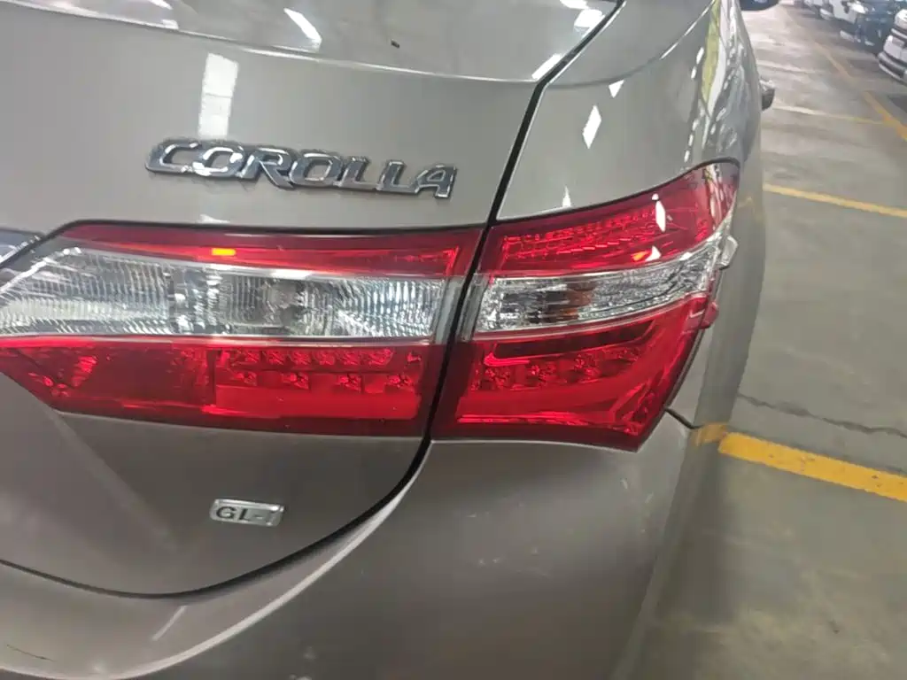 Toyota Corolla — миниатюра 8