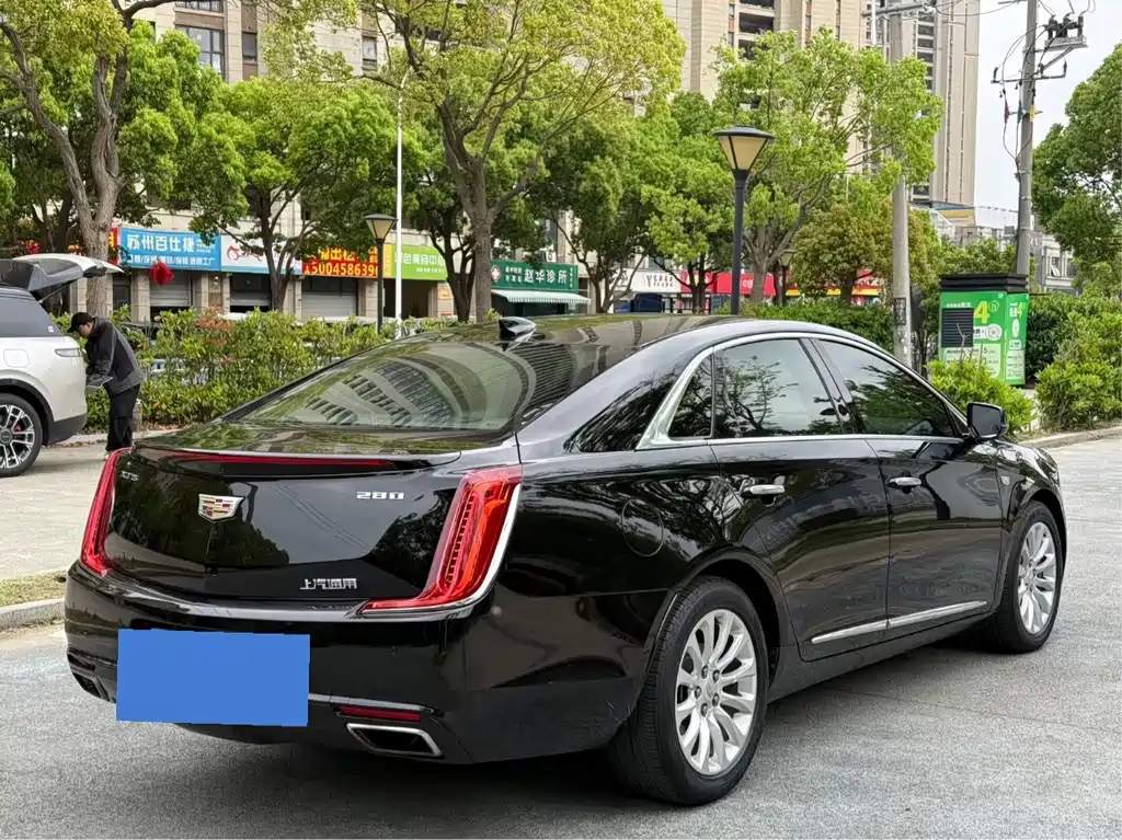 Cadillac XTS — миниатюра 4