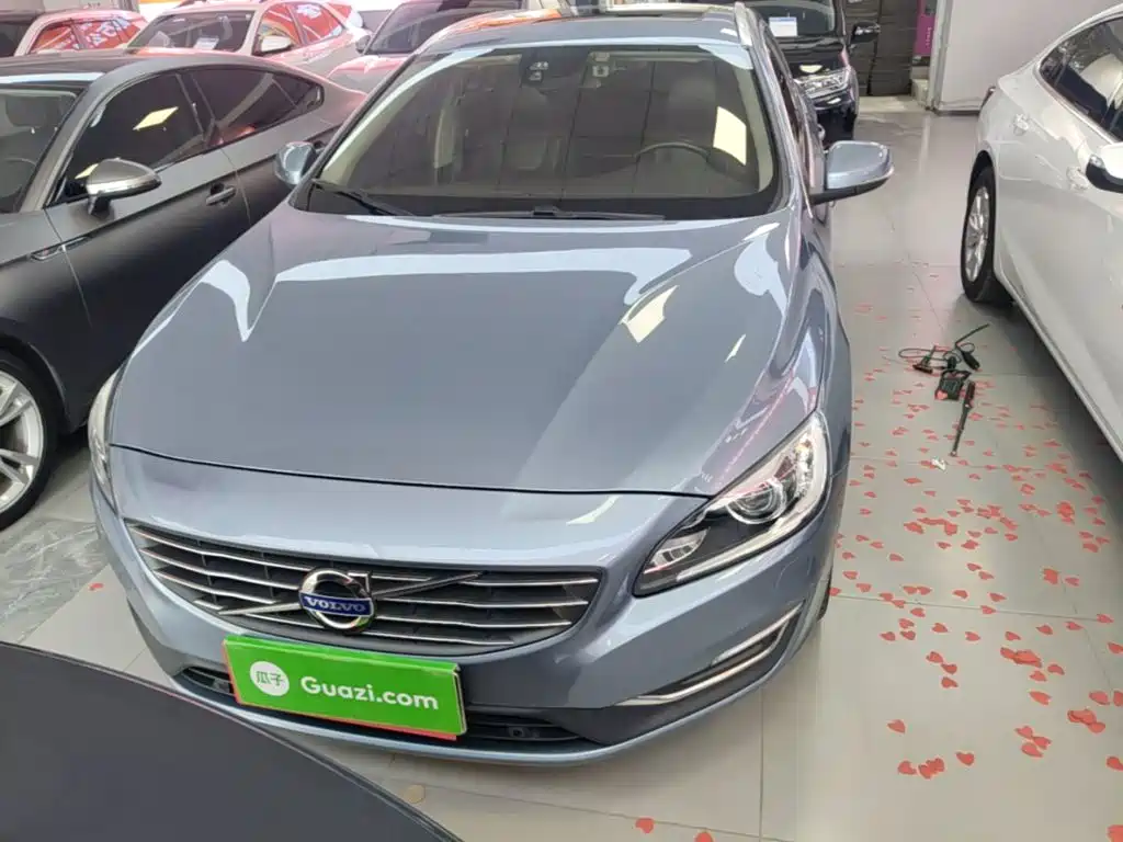 Volvo V60 — миниатюра 3