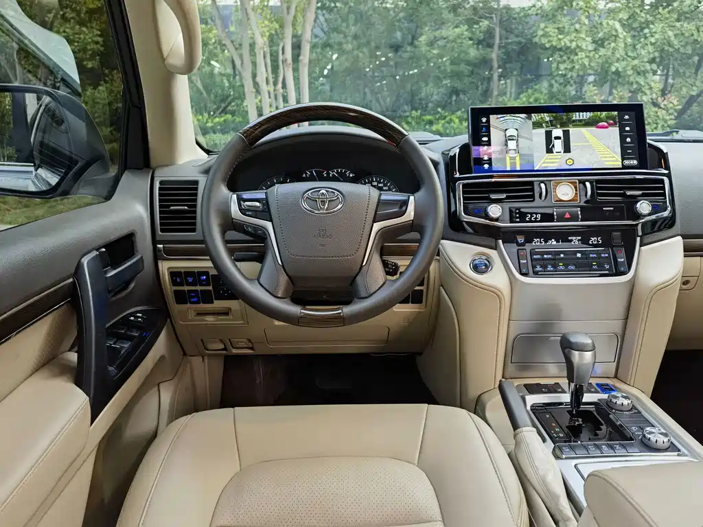 Toyota Land Cruiser — миниатюра 9