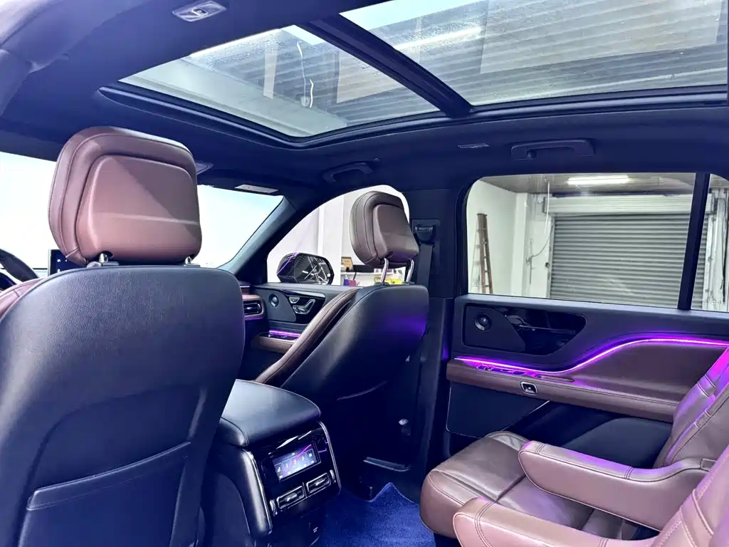 Lincoln Aviator — миниатюра 19