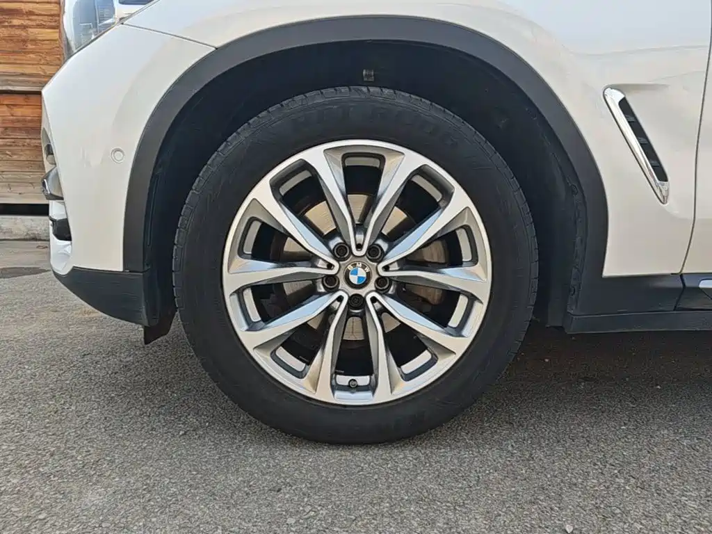 BMW X3 — миниатюра 23