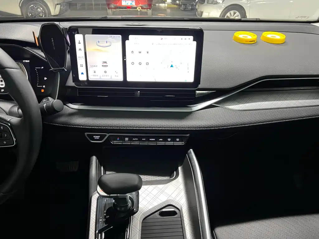 GEELY AUTOMOBILE XINGRUI